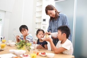 ご飯を食べる!